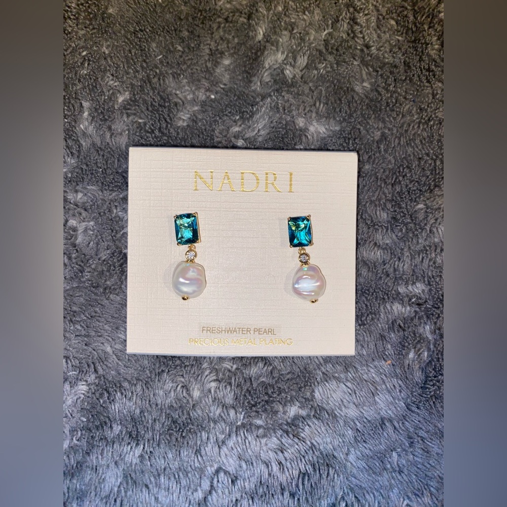BNWT Nadri Teal and Freshwater Pearl Drop Earrings $85
